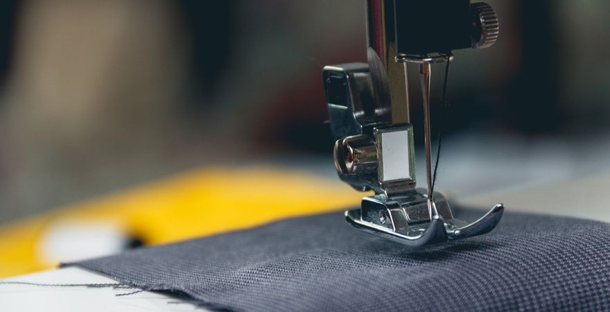 مصنعي الملابس الصين