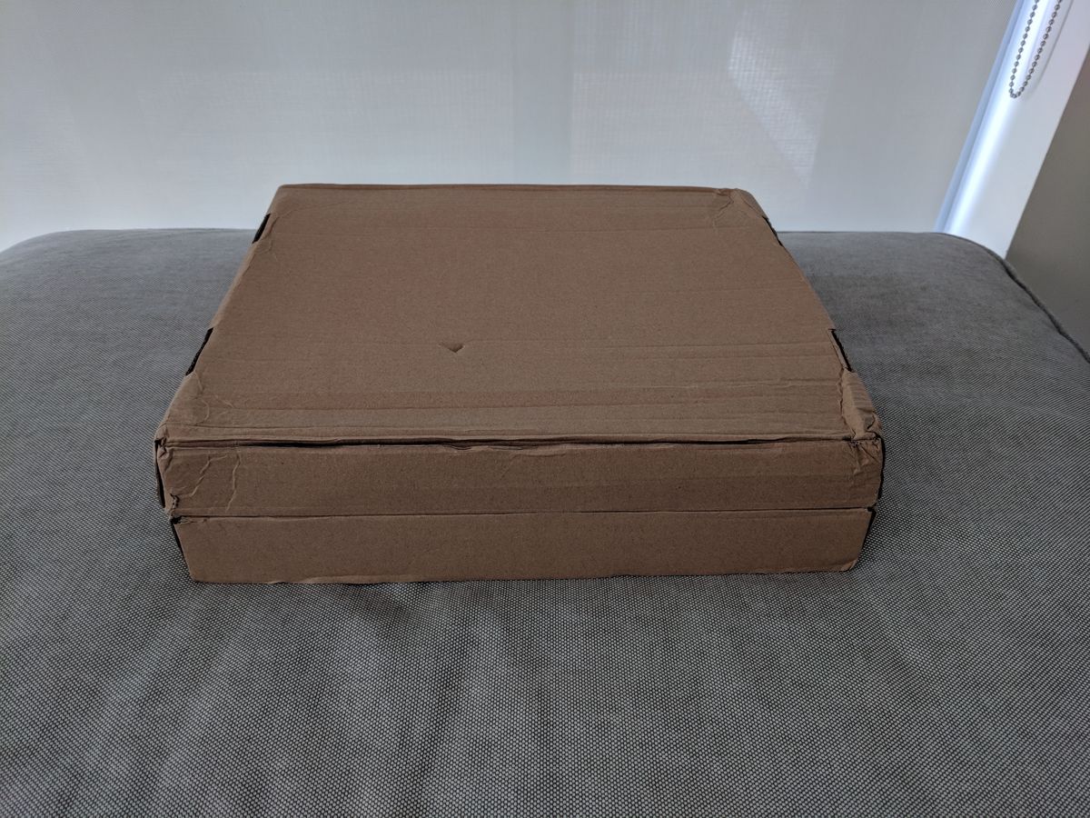 Кутија за пакет од 14. маја